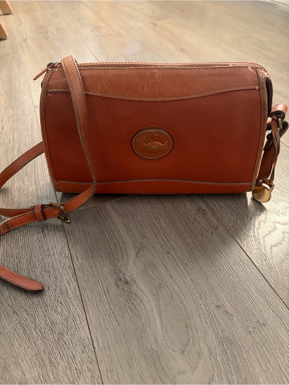 Vintage, Dooney & Bourke Tan Pebble Leather Crossbody Bag